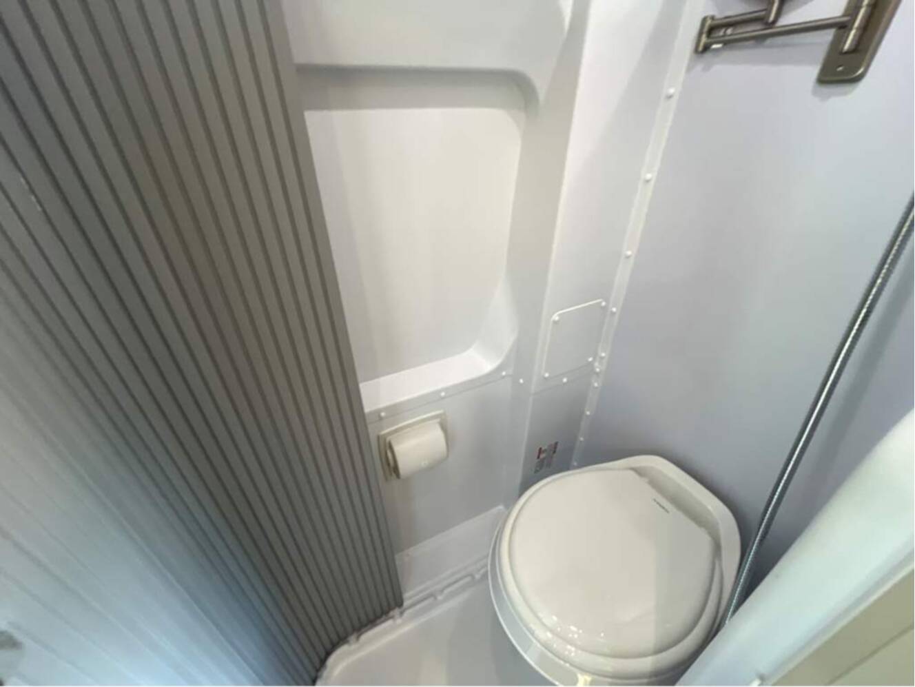A photo of this 2026 Airstream Rangeline Base