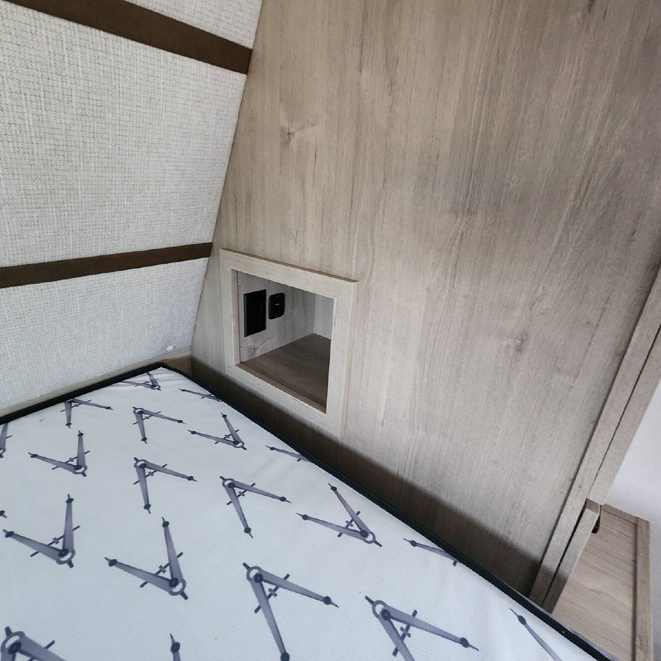 A photo of this 2026 Grand Design Imagine 3210BH
