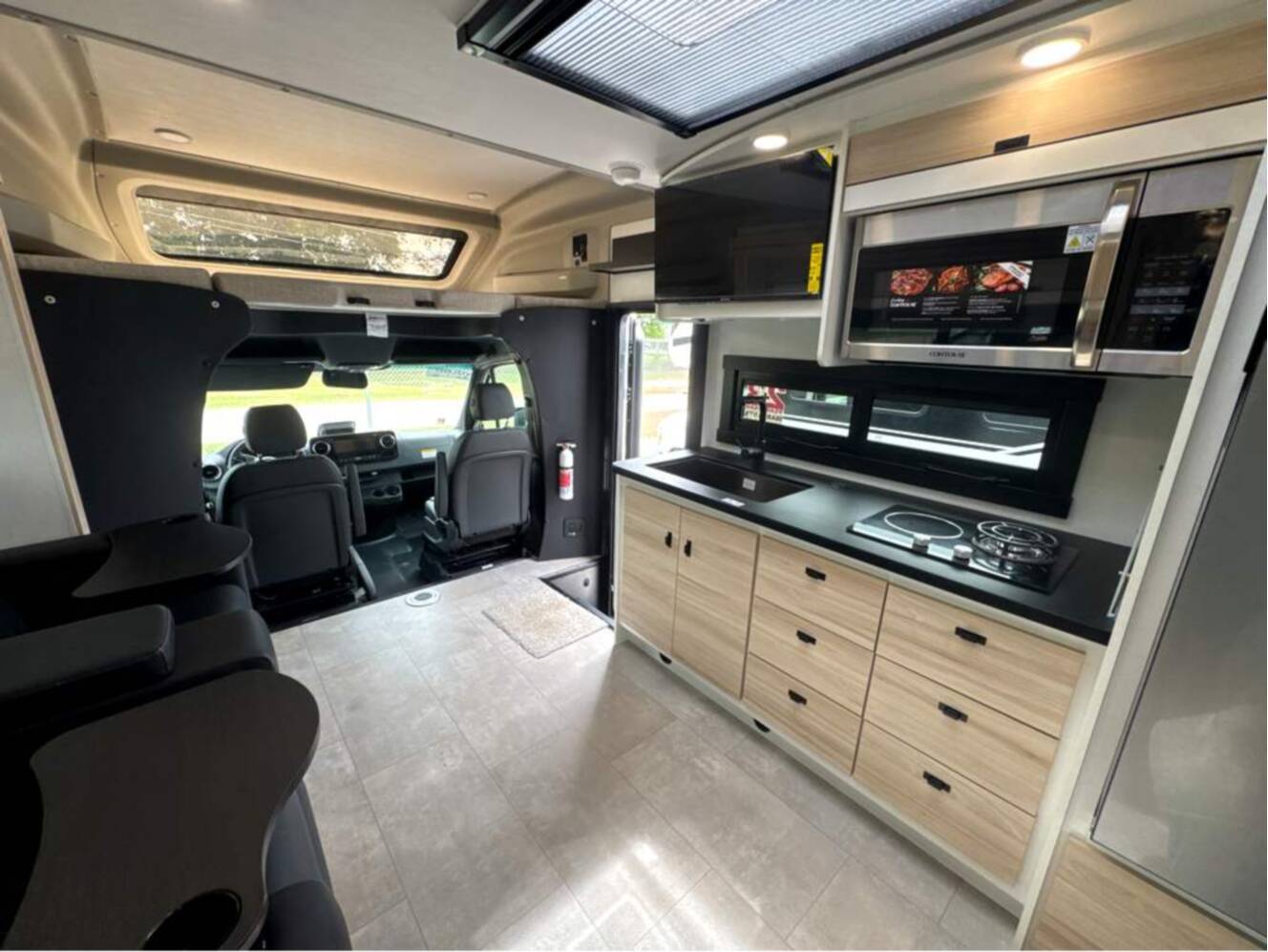 A photo of this 2027 Jayco Melbourne Prestige 25LP