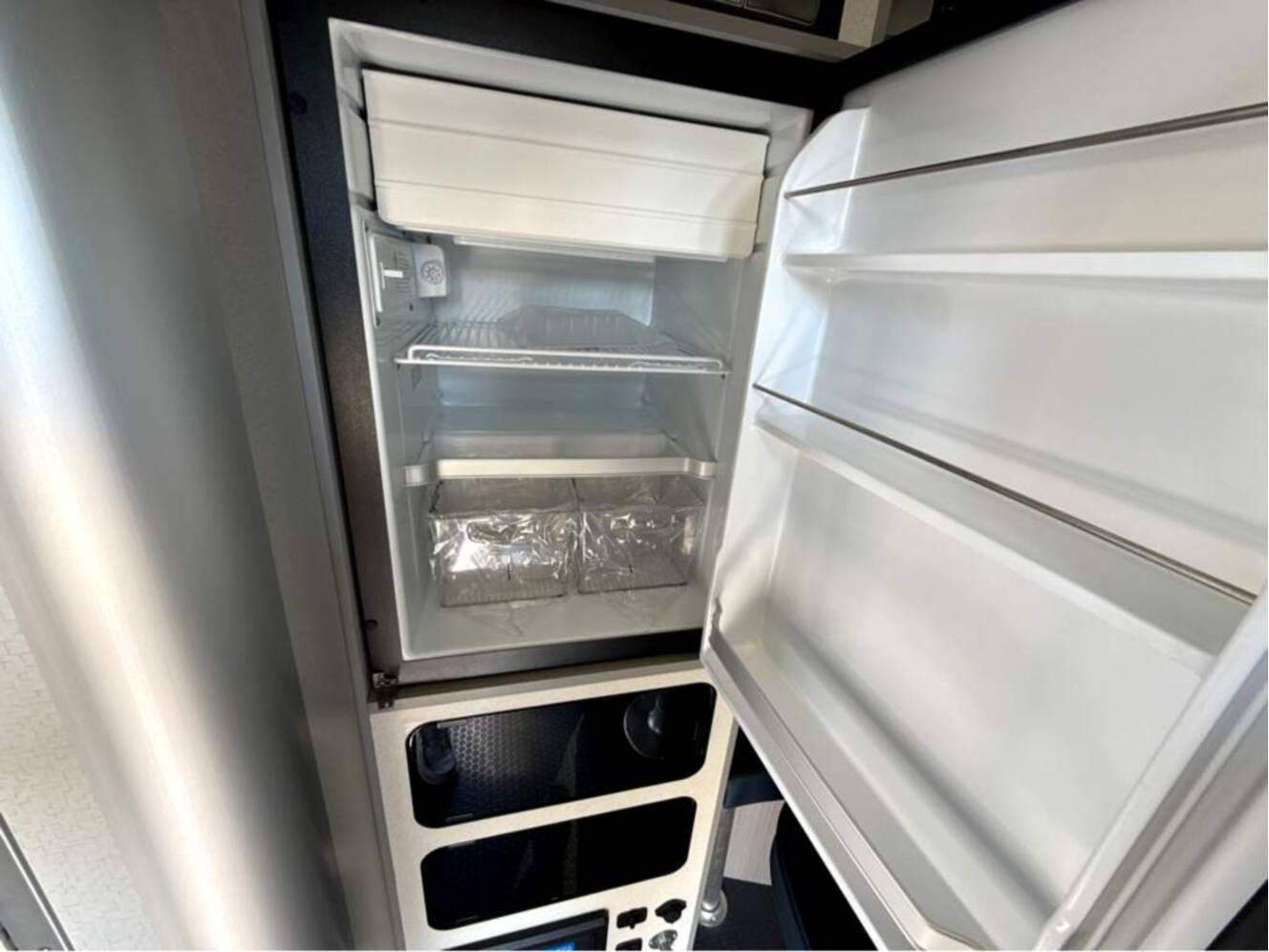 A photo of this 2026 Airstream Basecamp 20X