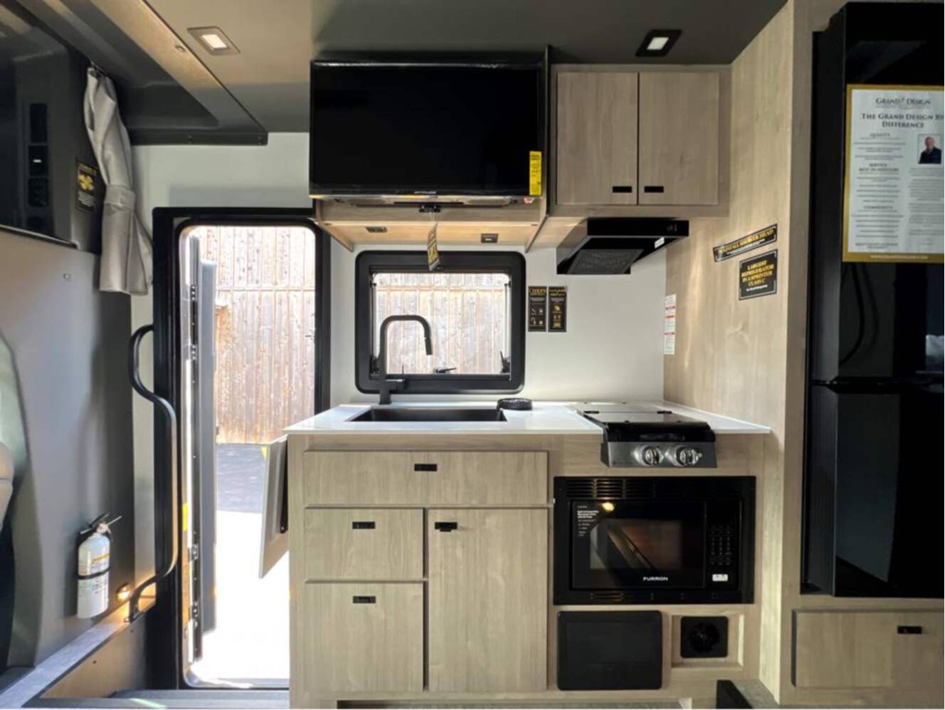 A photo of this 2026 Grand Design Lineage Series M 25TK