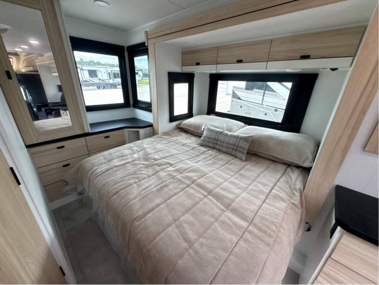 A photo of this 2027 Jayco Melbourne Prestige 25LP