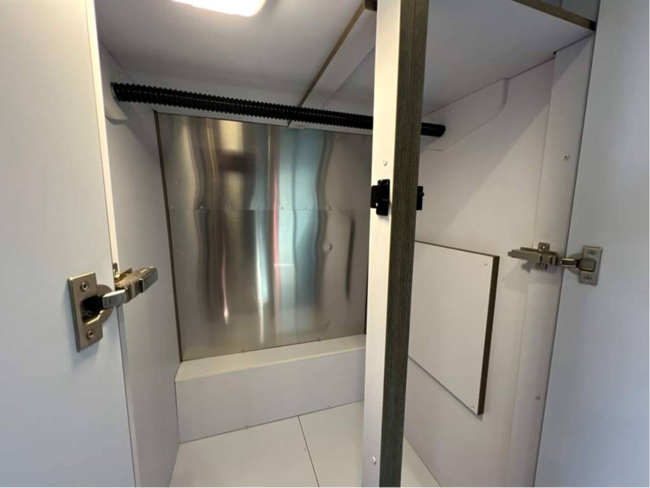 A photo of this 2026 Airstream STETSON 6666 27FBT