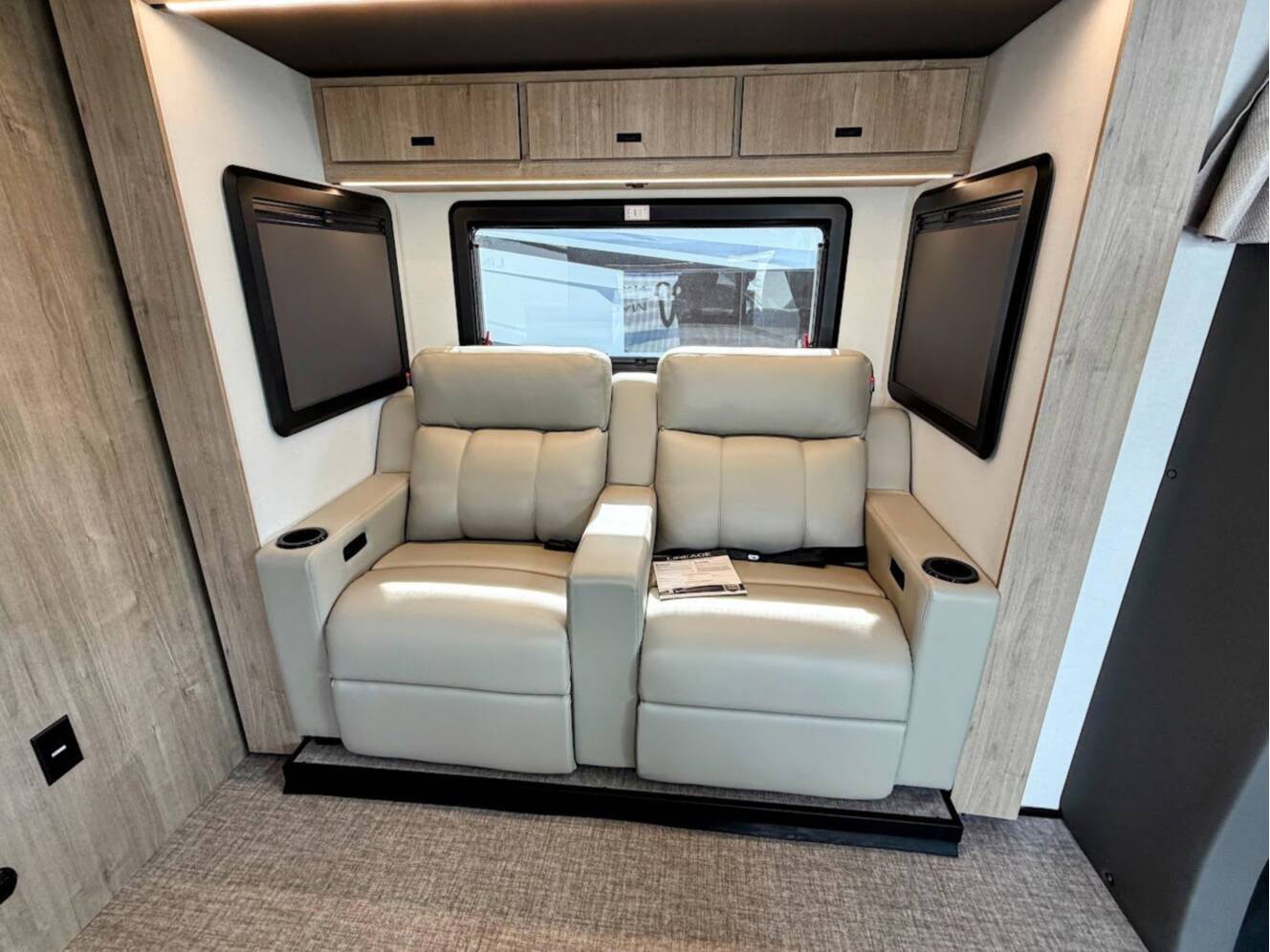 A photo of this 2026 Grand Design Lineage Series M 25TK