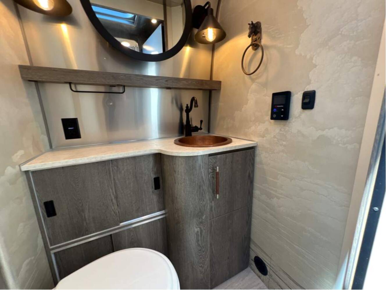 A photo of this 2026 Airstream STETSON 6666 27FBT