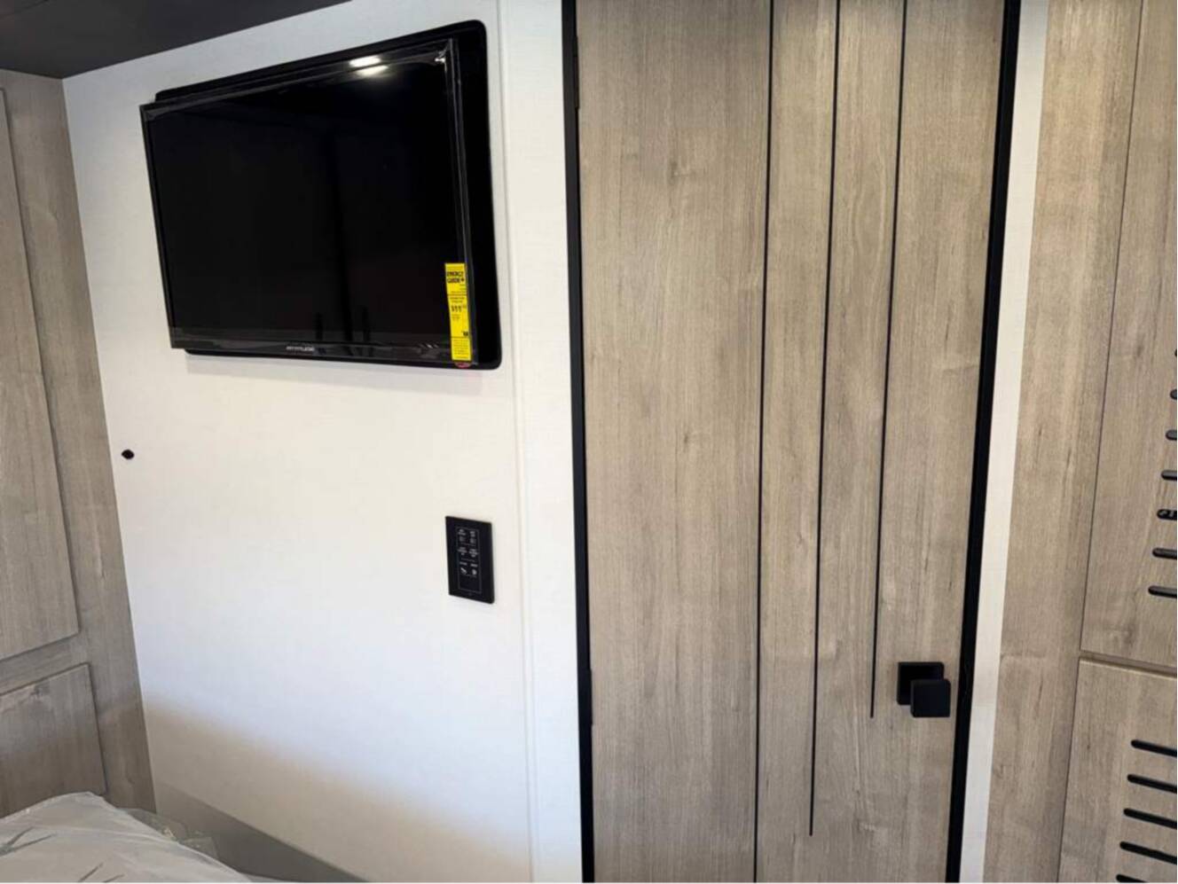 A photo of this 2026 Grand Design Lineage Series F 31ZW