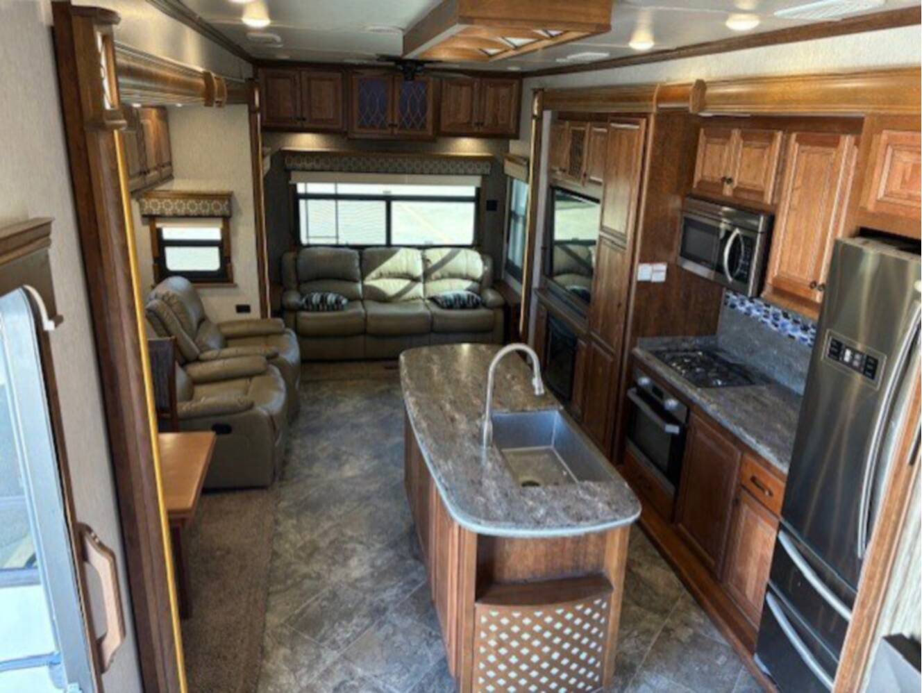 A photo of this 2018 Heartland Landmark 365 LM Newport