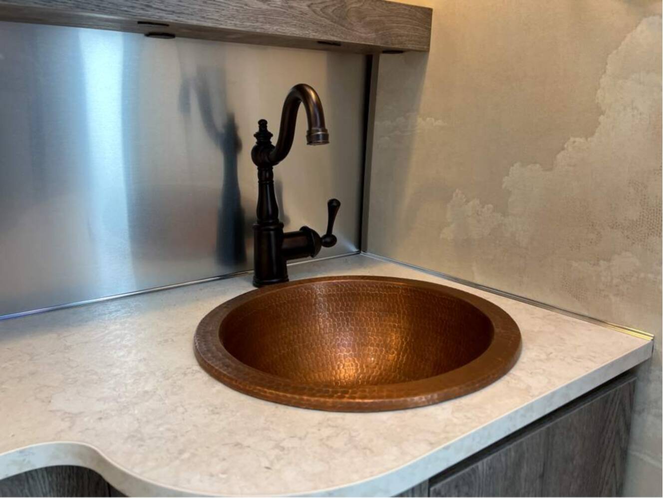 A photo of this 2026 Airstream STETSON 6666 27FBT