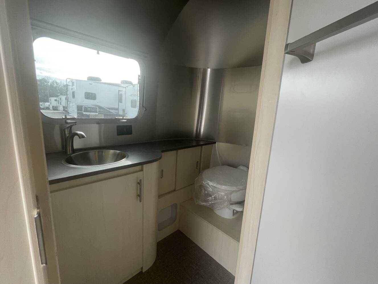 A photo of this 2026 Airstream Flying Cloud 23FB