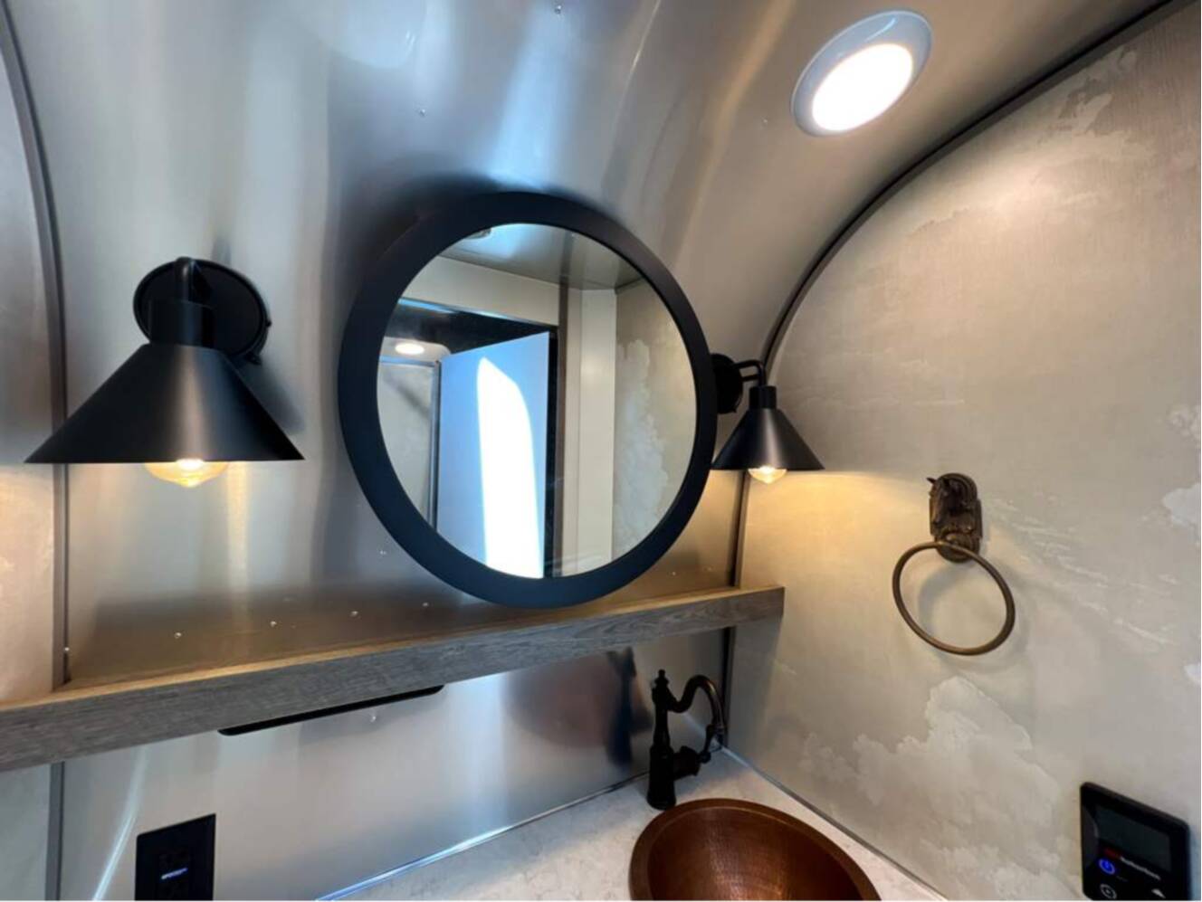 A photo of this 2026 Airstream STETSON 6666 27FBT