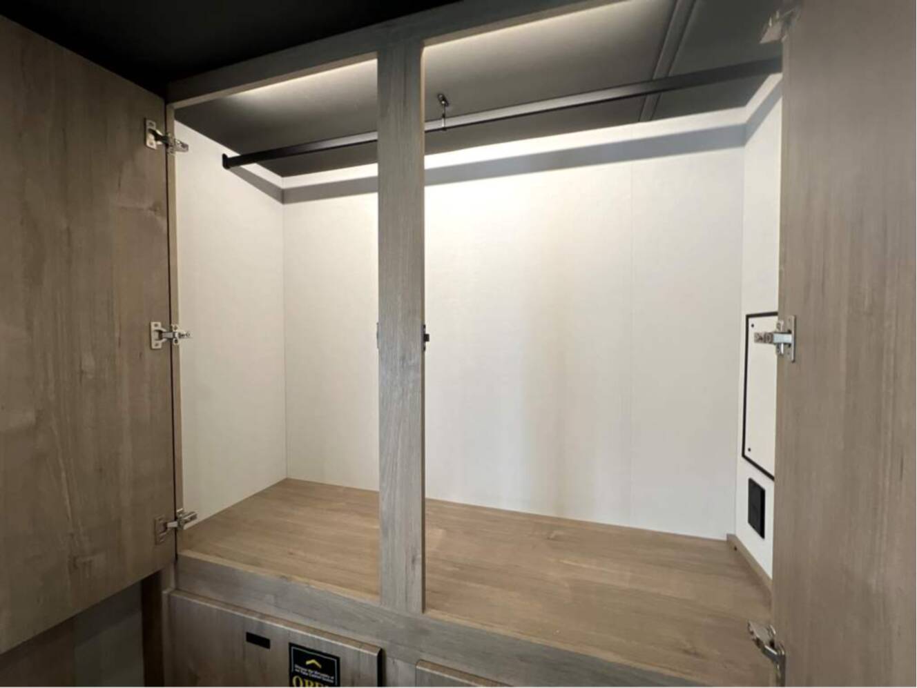 A photo of this 2026 Grand Design Lineage Series F 31ZW