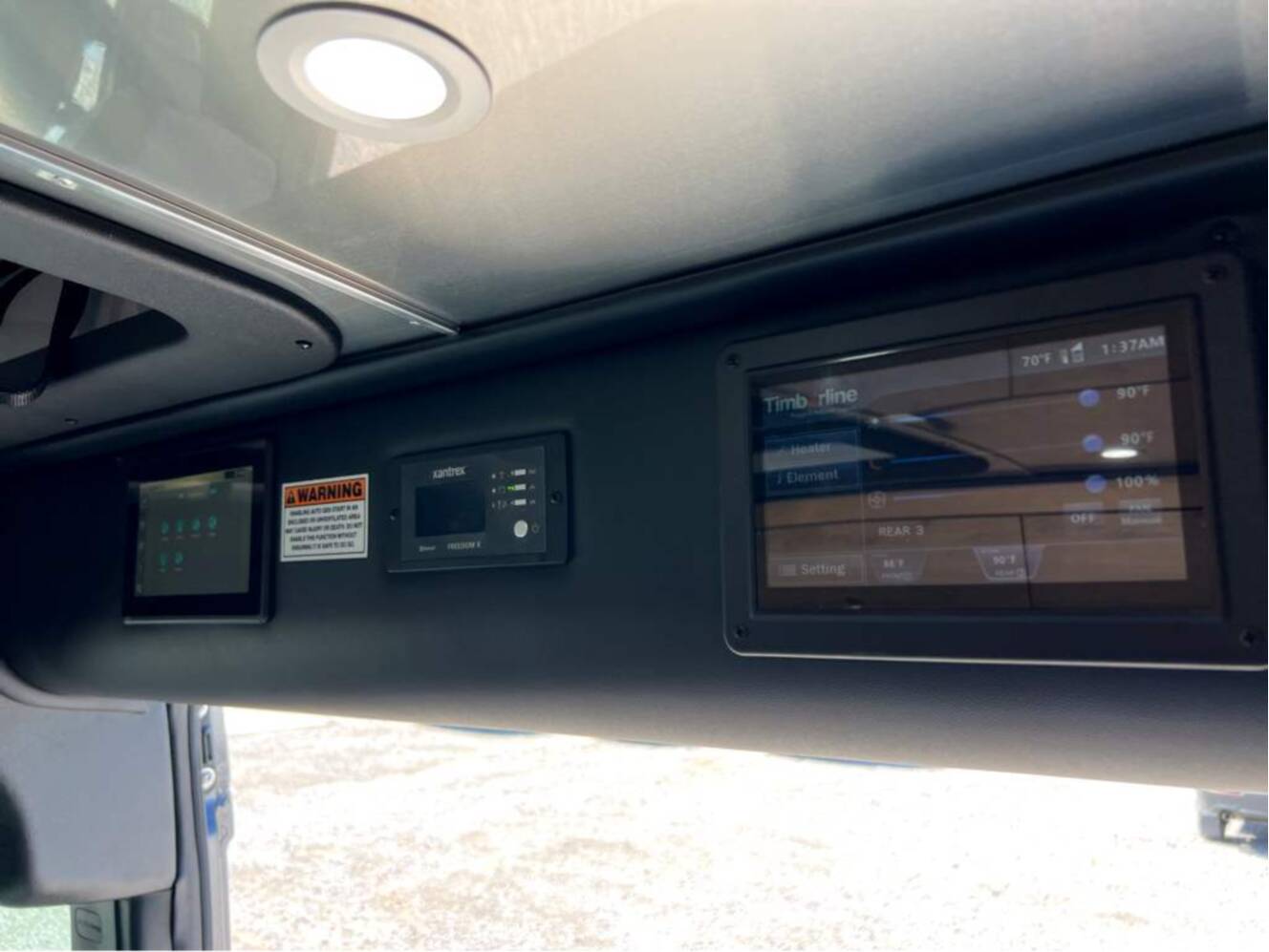 A photo of this 2026 Airstream Rangeline Base