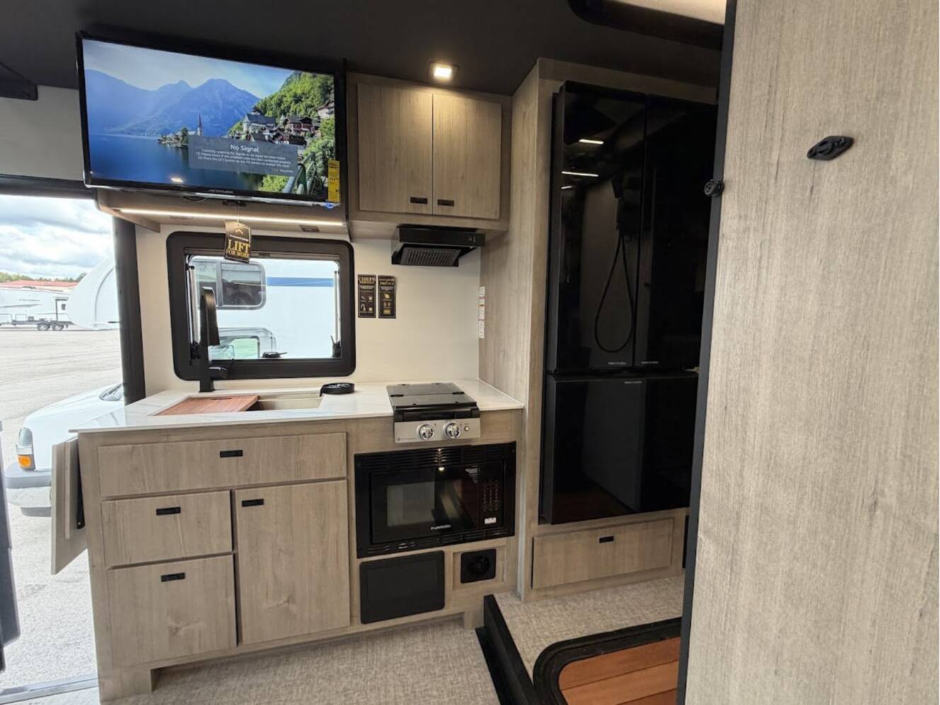 A photo of this 2026 Grand Design Lineage Series M 25TK