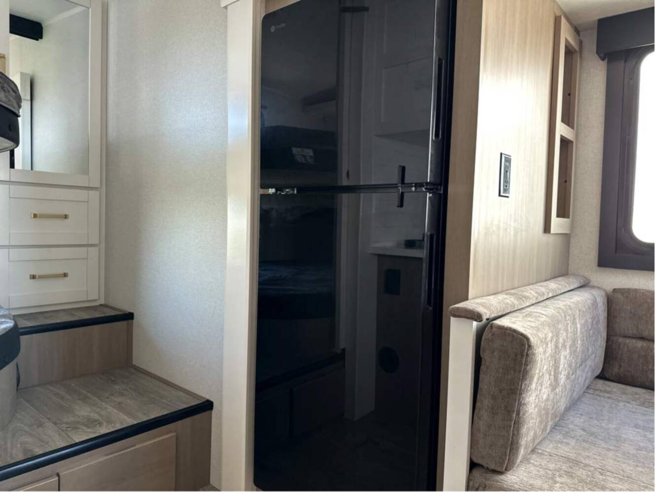 A photo of this 2026 Jayco Eagle HT 29DDB