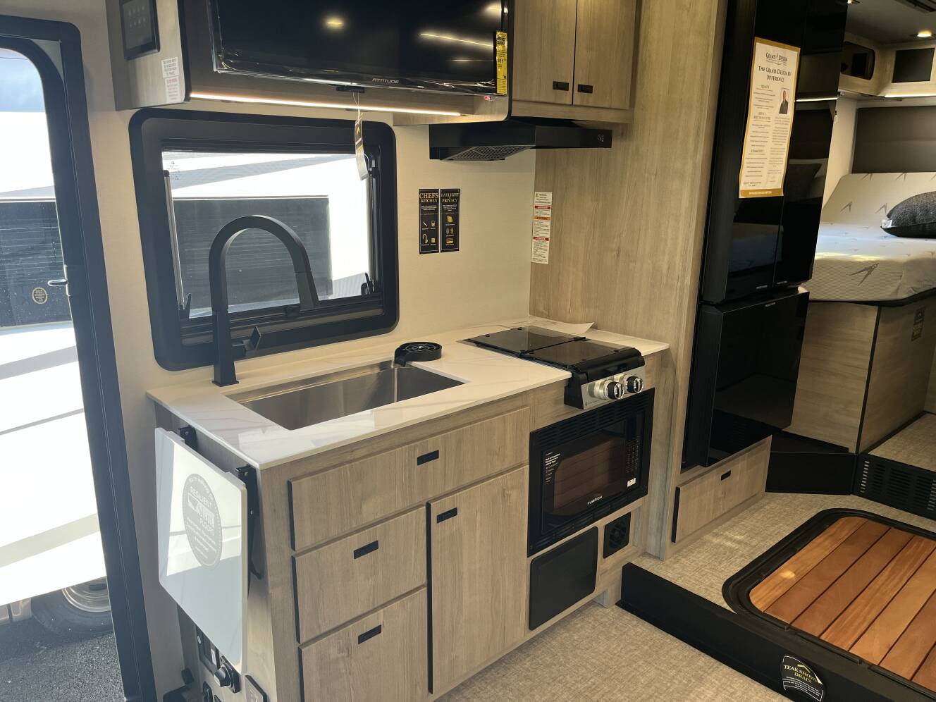 A photo of this 2026 Grand Design Lineage Series M 25TK