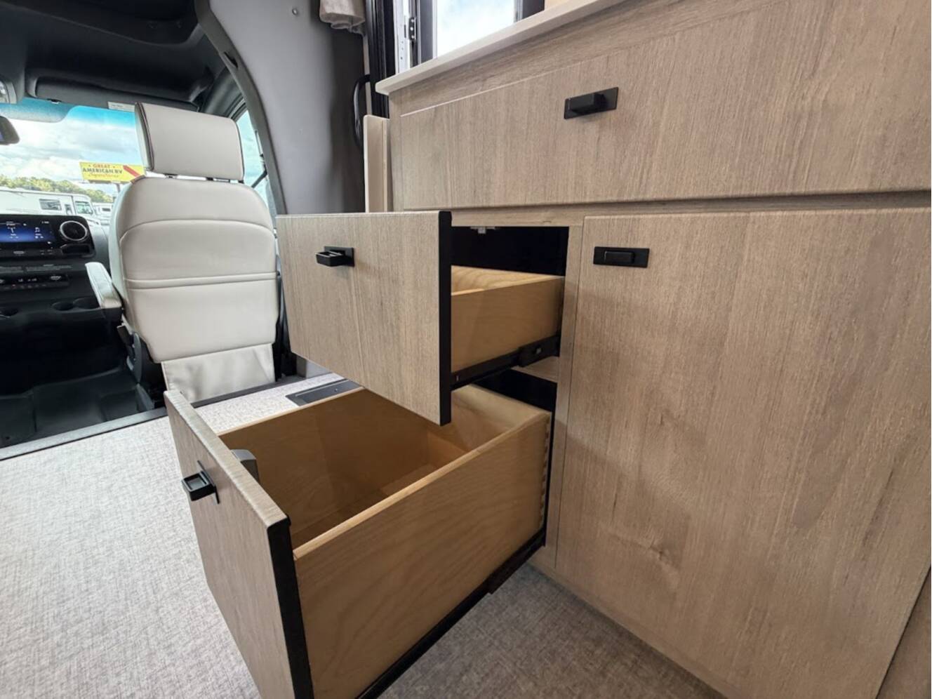 A photo of this 2026 Grand Design Lineage Series M 25TK