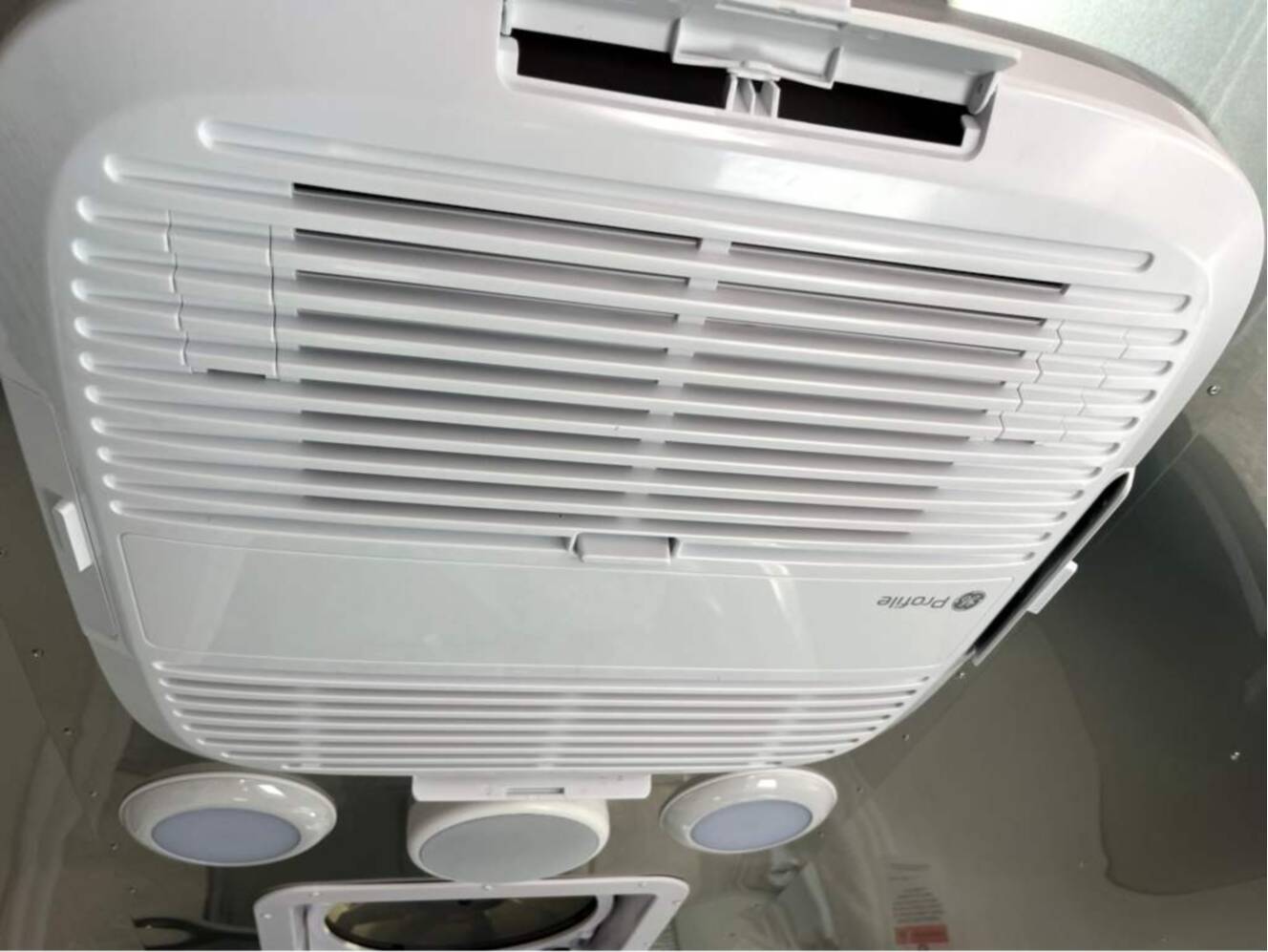 A photo of this 2026 Airstream Bambi 22FB