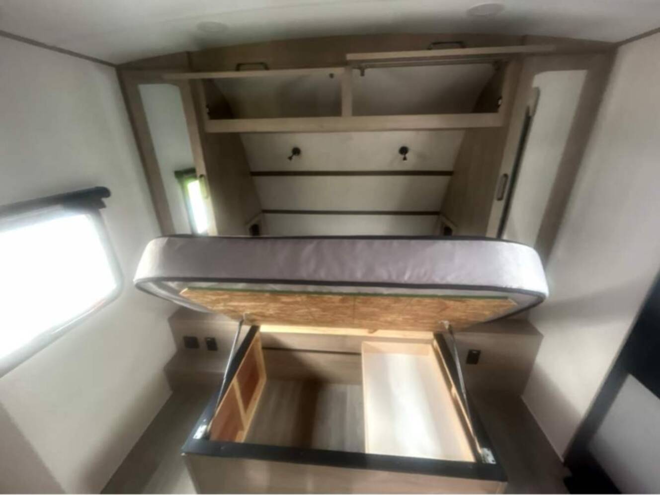 A photo of this 2026 Grand Design Imagine 3210BH