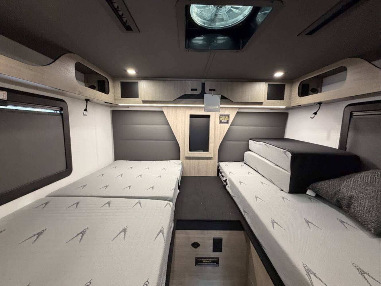A photo of this 2026 Grand Design Lineage Series M 25TK