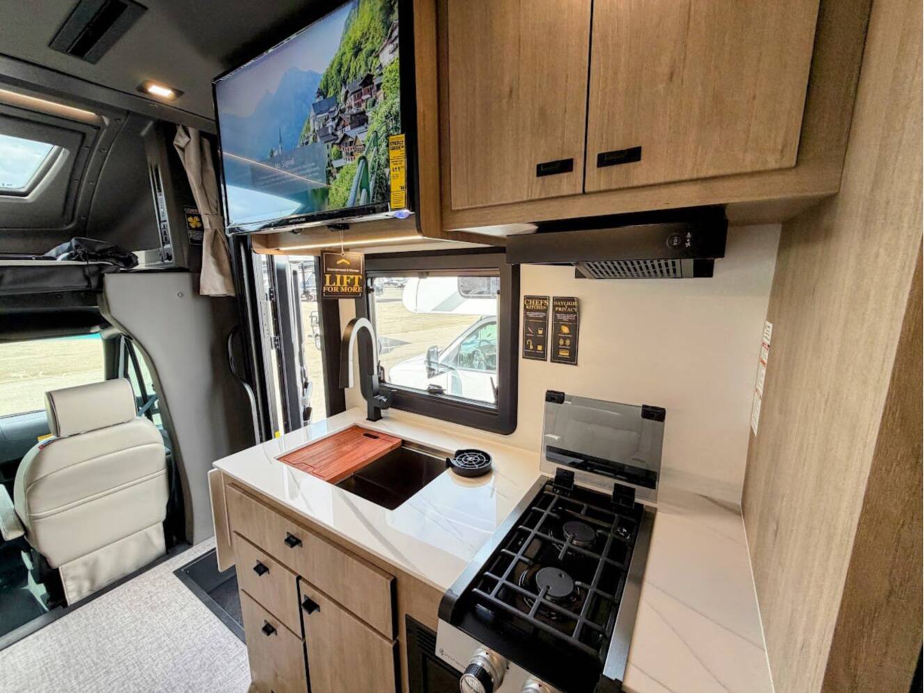 A photo of this 2026 Grand Design Lineage Series M 25TK