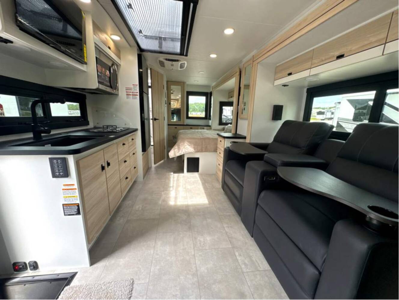 A photo of this 2027 Jayco Melbourne Prestige 25LP