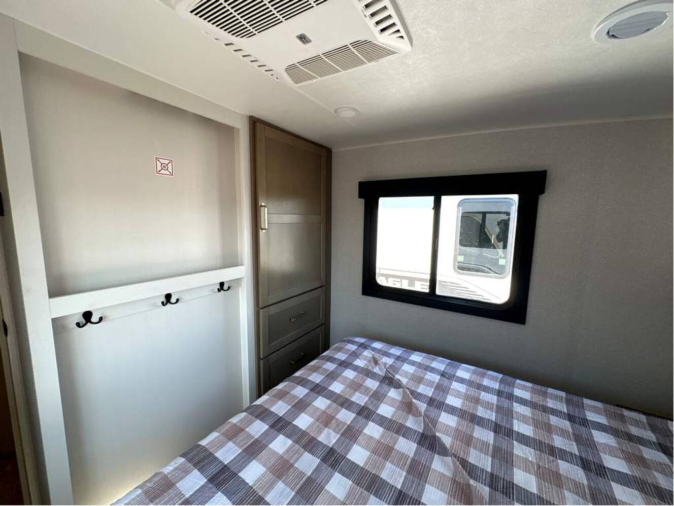A photo of this 2026 Jayco Eagle HT 29DDB