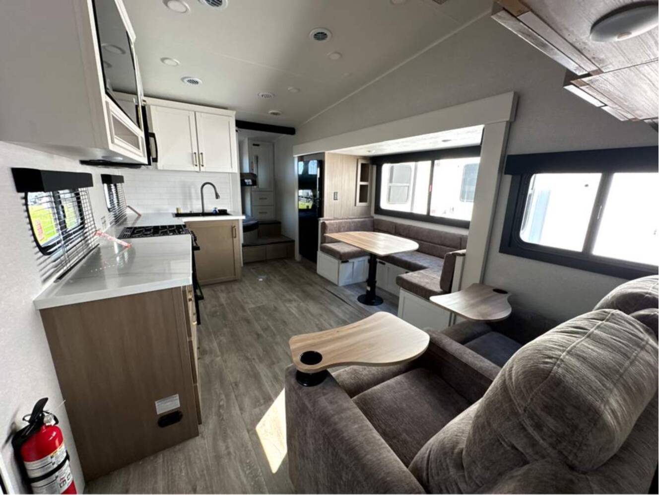 A photo of this 2026 Jayco Eagle HT 29DDB