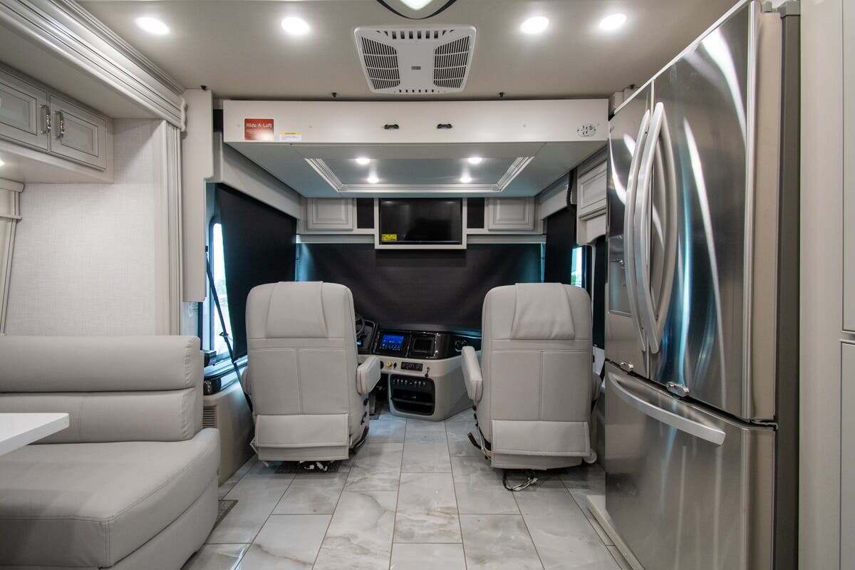 2026 Fleetwood Discovery 38N in alvarado TX