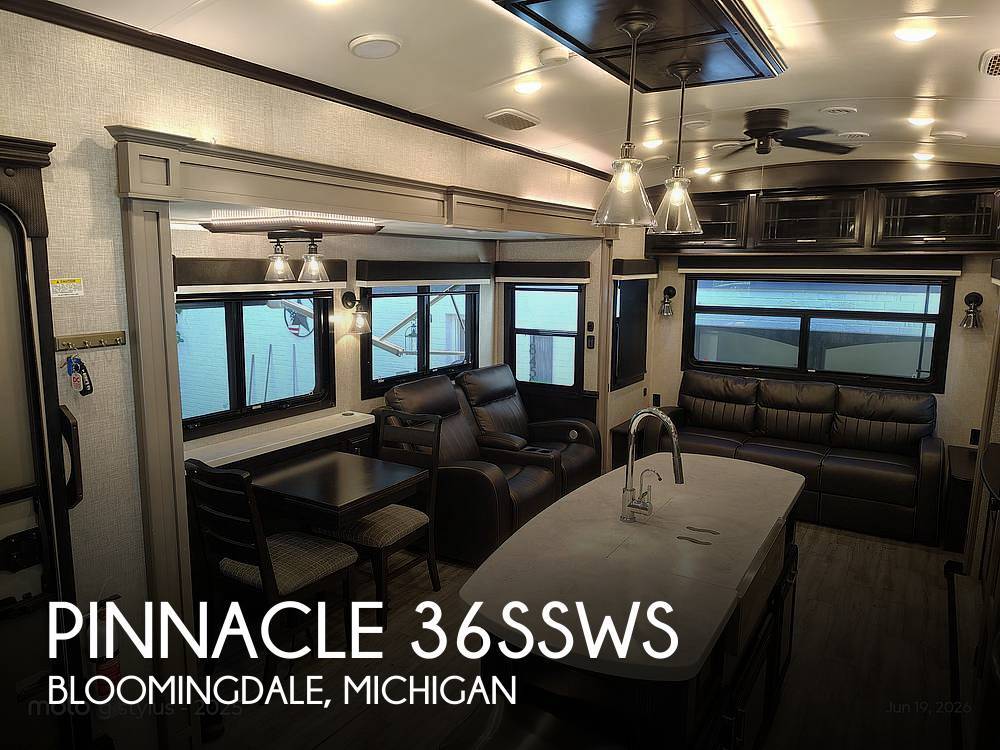 2022 Jayco Pinnacle 36SSWS in bloomingdale MI