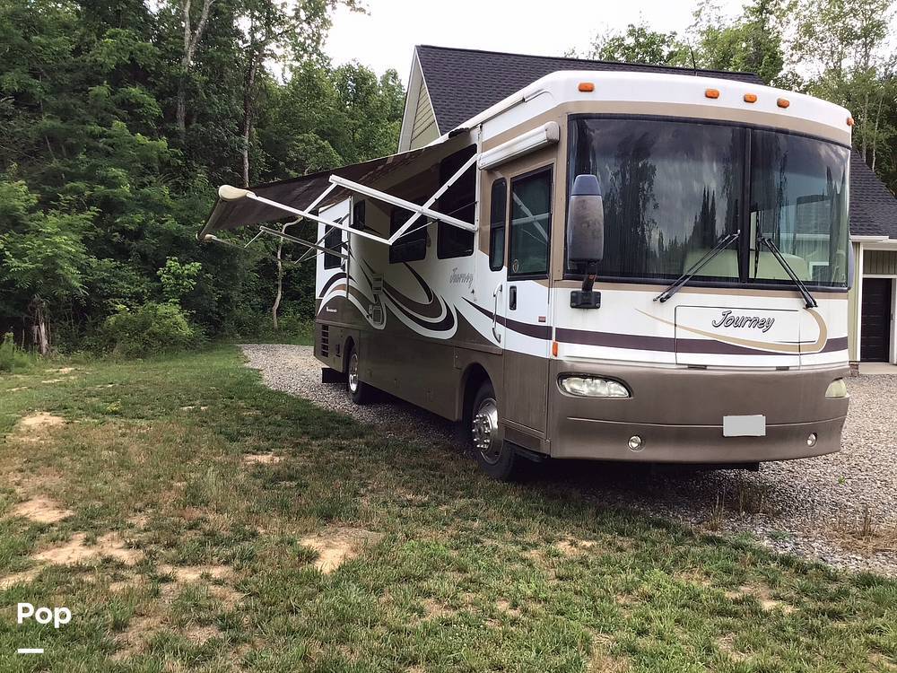 2005 Winnebago Journey 34H in mineral VA