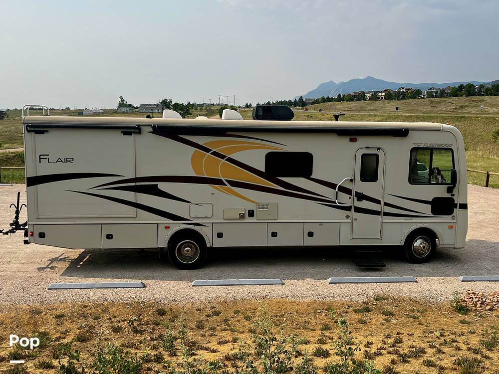2017 Fleetwood Flair 31W in boulder CO