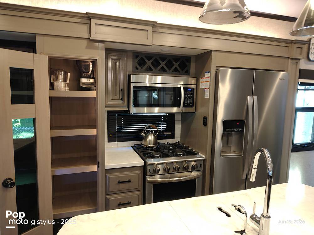 2022 Jayco Pinnacle 36SSWS in bloomingdale MI
