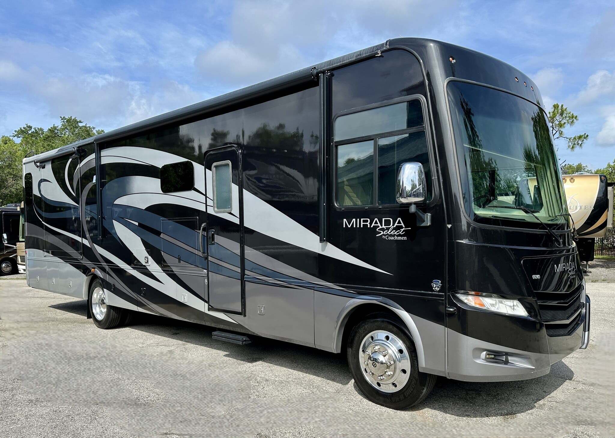 2019 Coachmen Mirada Select 37TB in fort myers FL