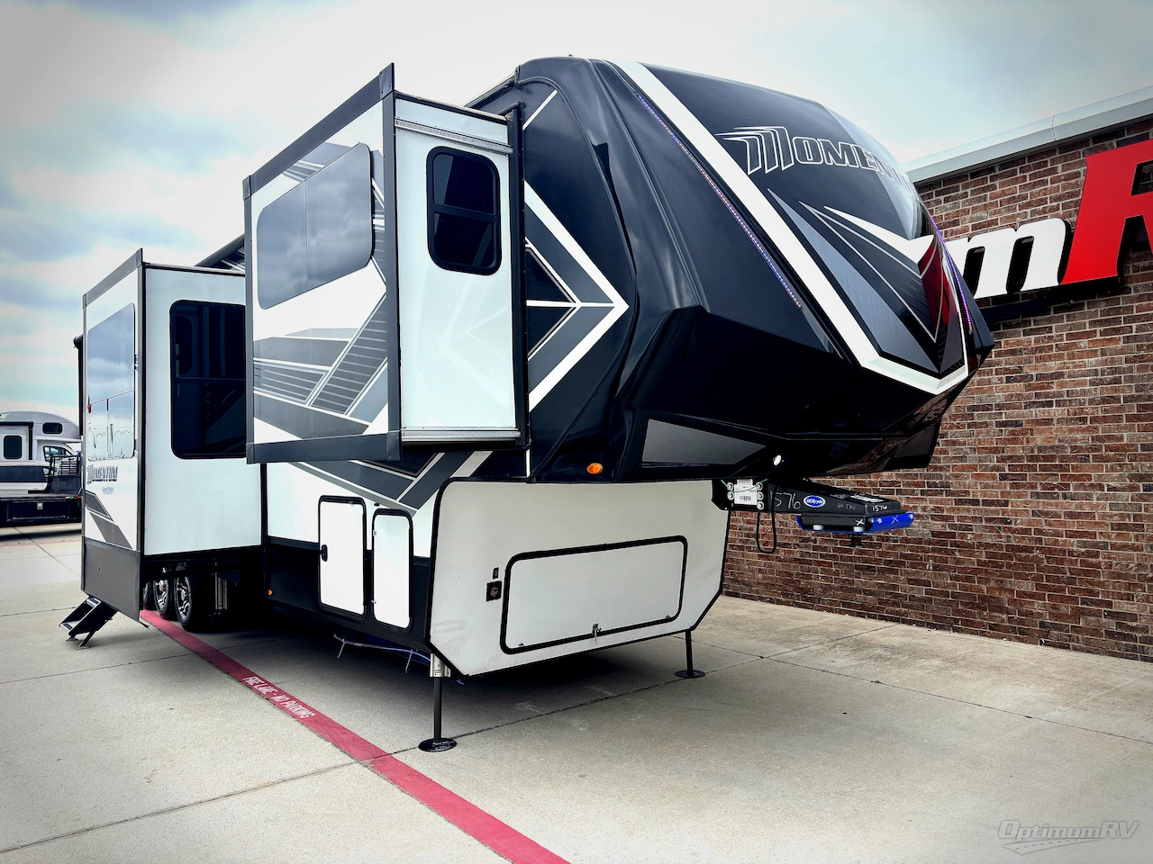2022 Grand Design Momentum 376THS in moore OK