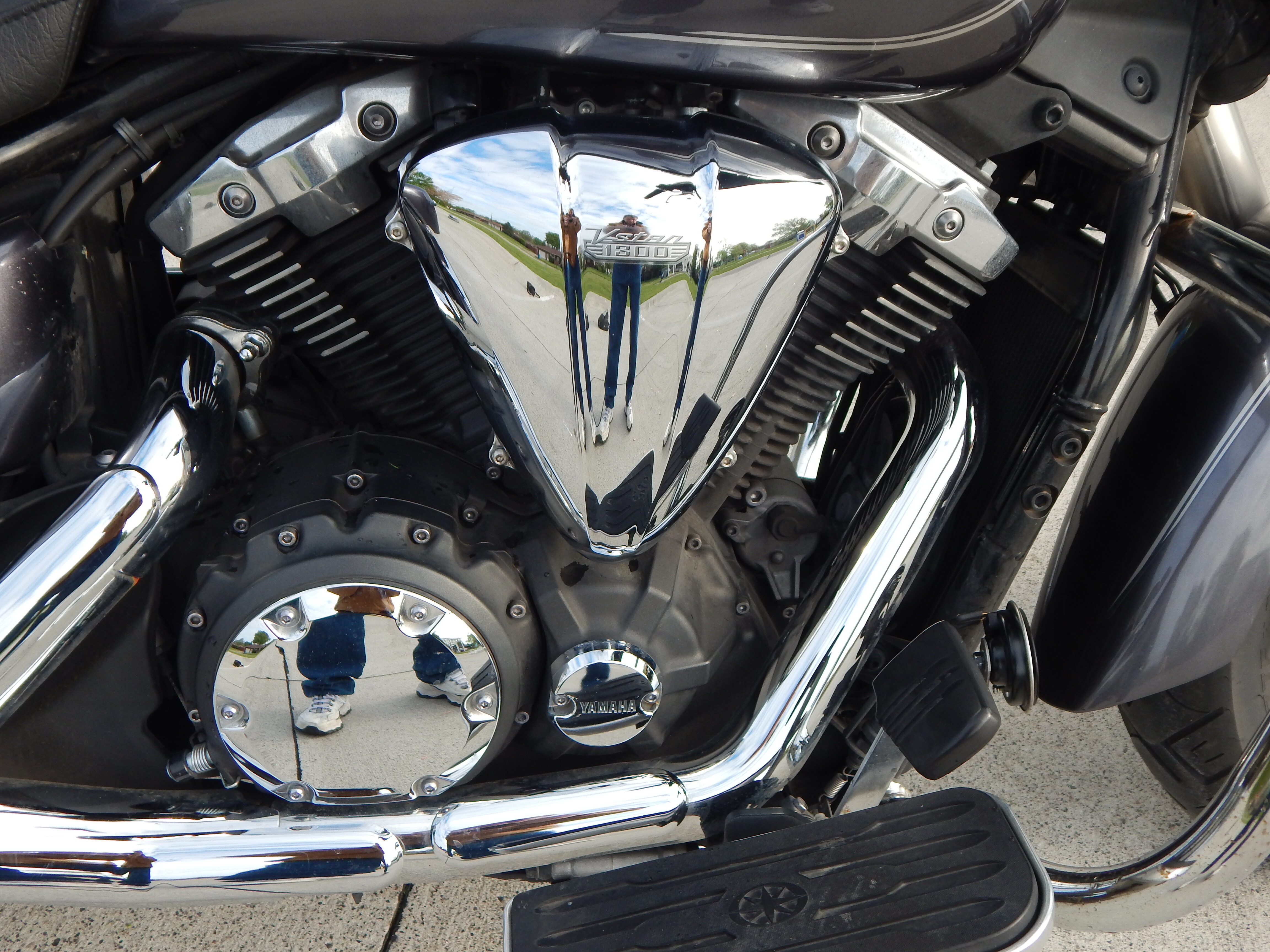 2014 Yamaha V STAR 1300 DELUXE DELUXE in Lorain, OH
