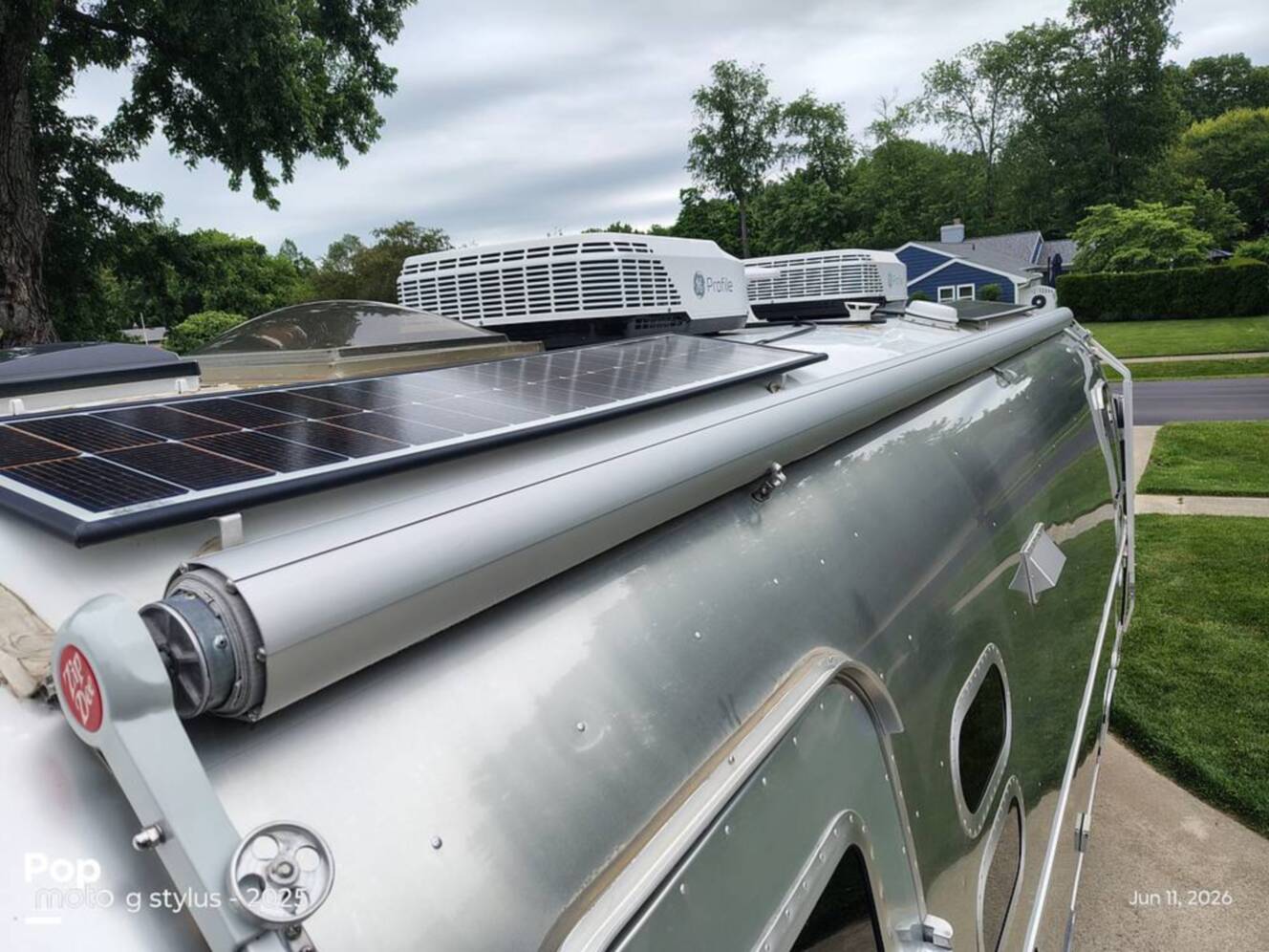 A photo of this 2024 Airstream Flying Cloud 25FB Queen