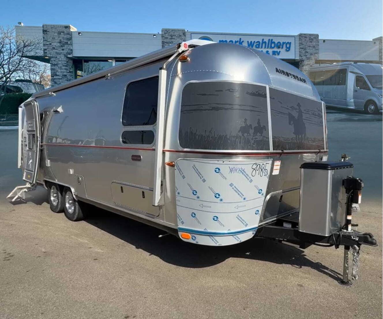 A photo of this 2026 Airstream Stetson 6666 27FB Twin