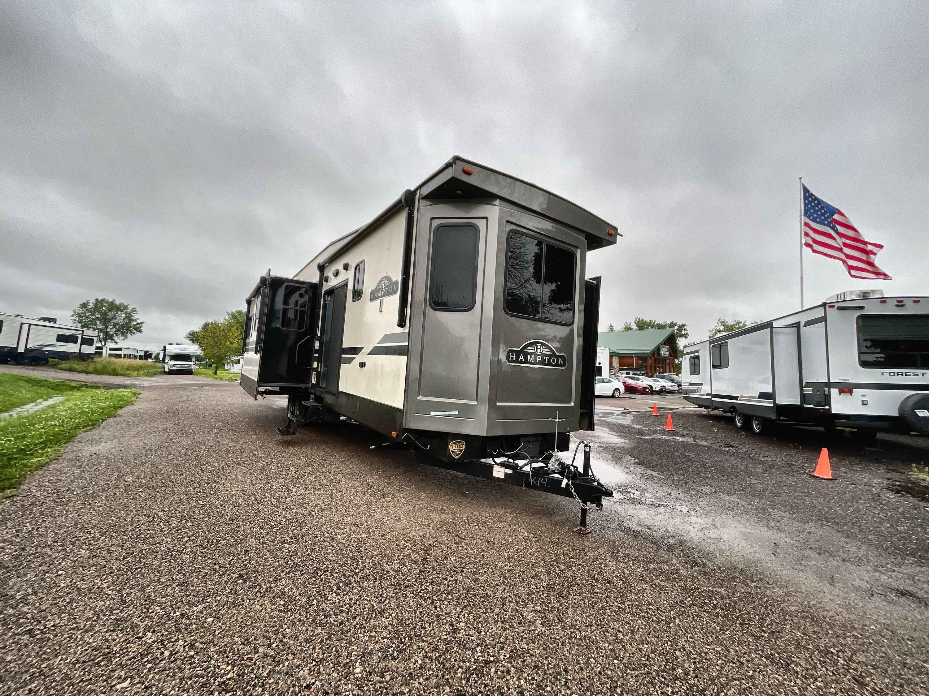 2019 Crossroads HAMPTON 360FDD in hugo MN