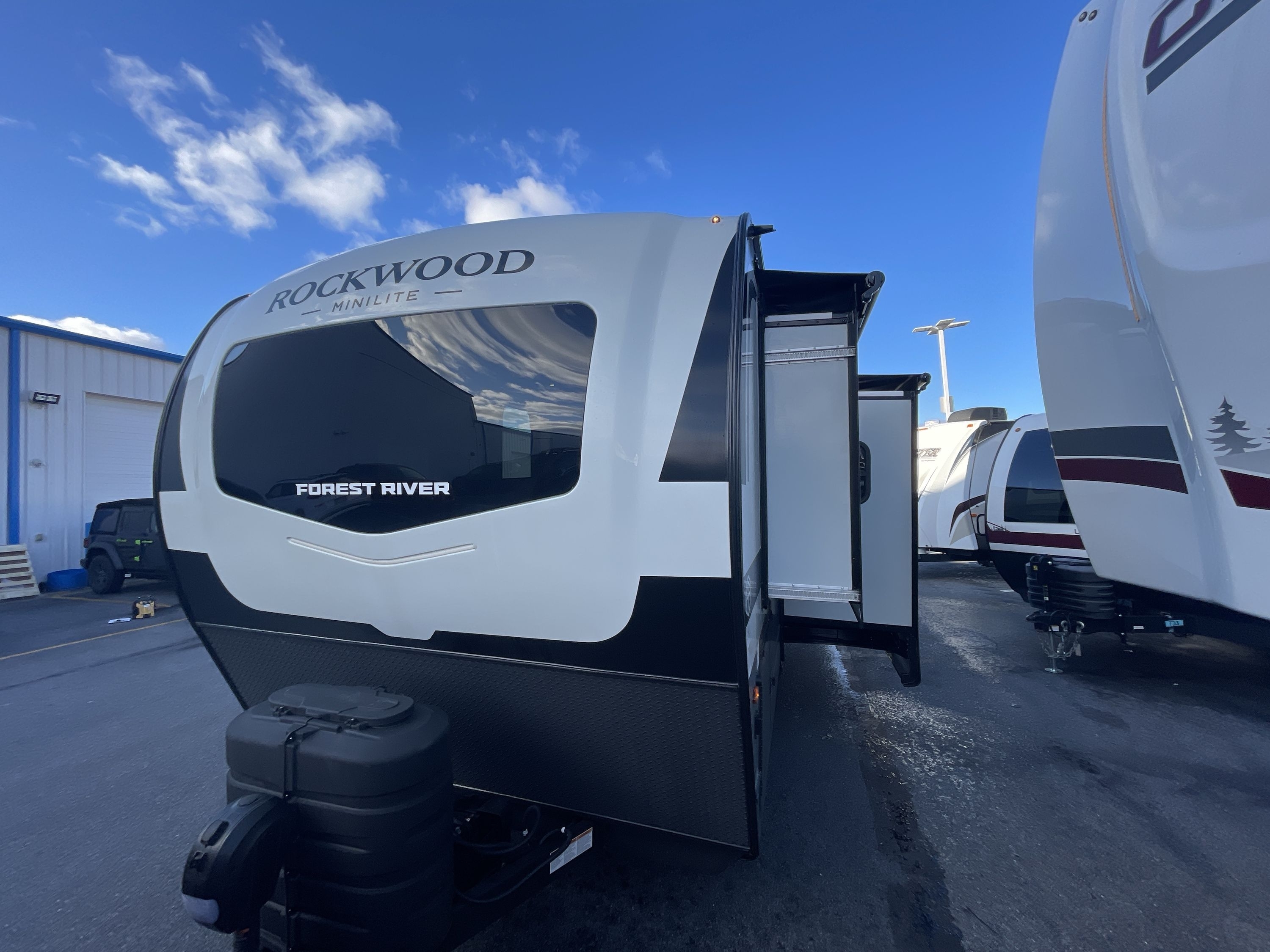 2026 Forest River ROCKWOOD MINI LITE 2513S in hamburg PA