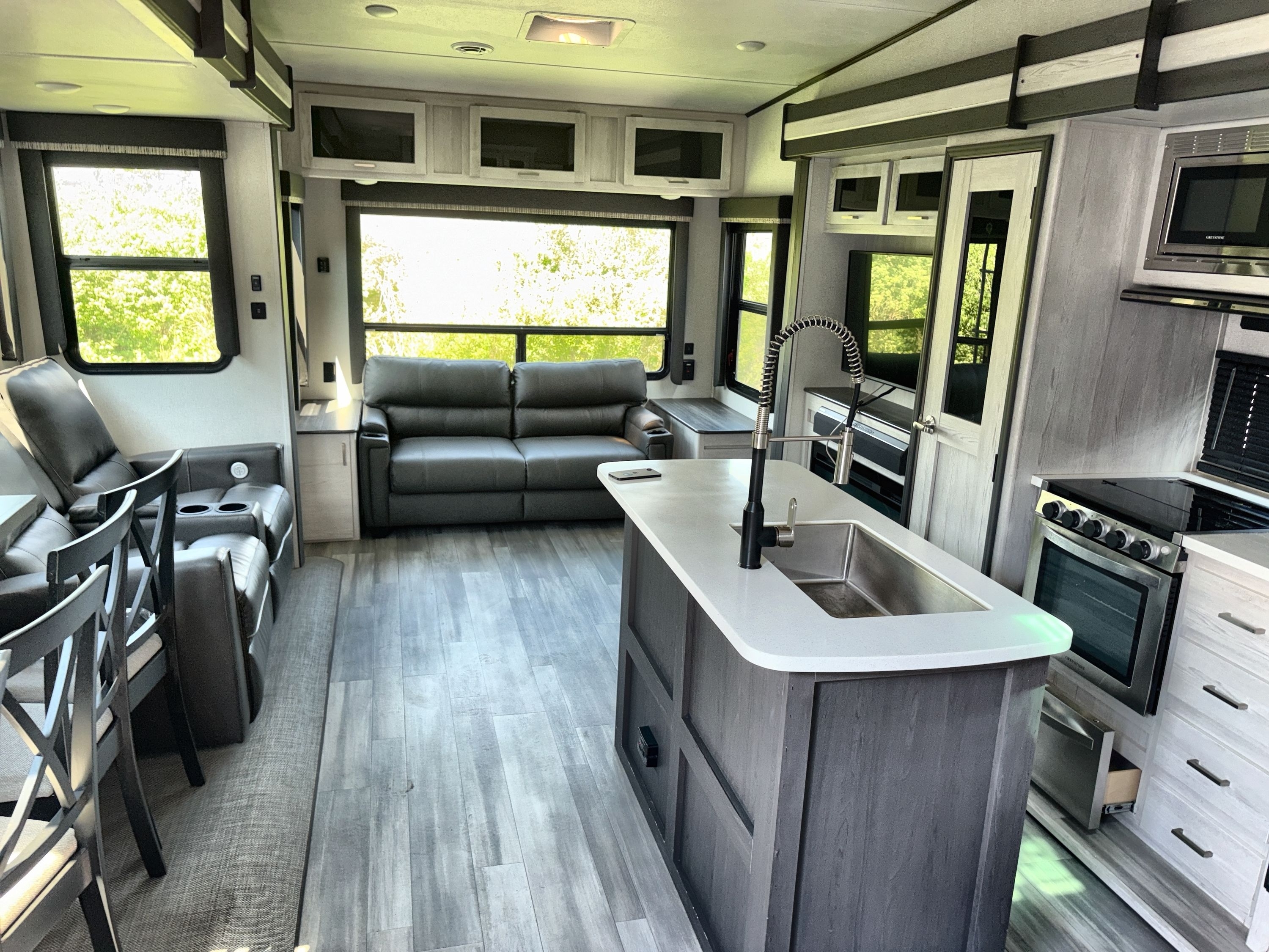 2021 Keystone SPRINTER LIMITED 3190RLS in syracuse NY