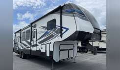 2021 Keystone FUZION 373 Fifth Wheel Toy Hauler RV