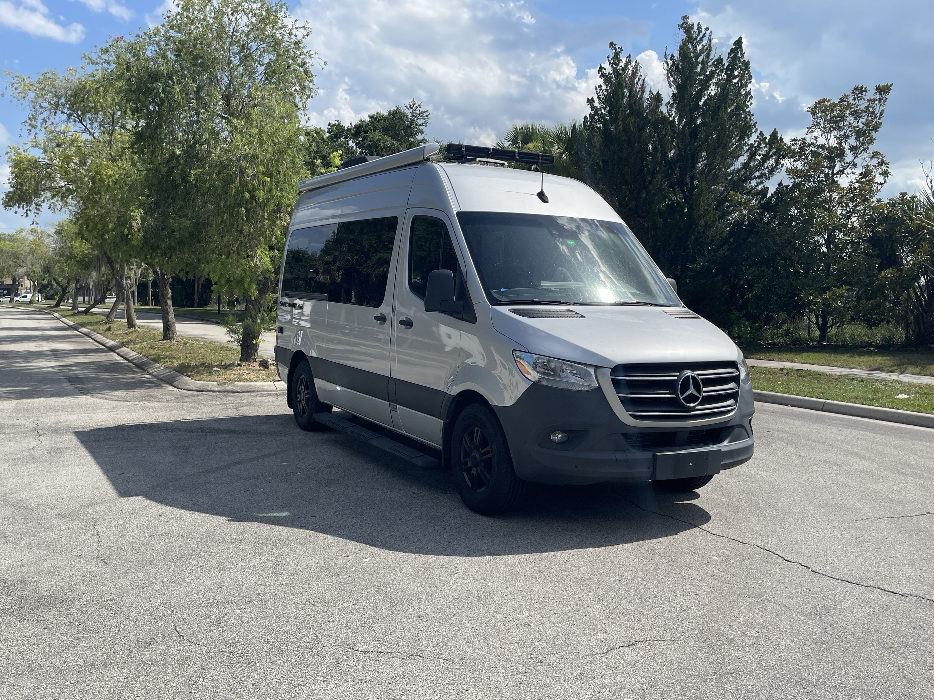 2023 Thor SANCTUARY 19P RV