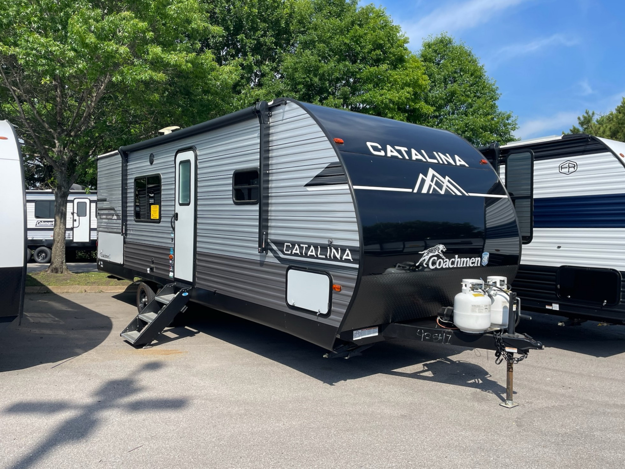 2024 Coachmen CATALINA SUMMIT 261BH in jackson TN