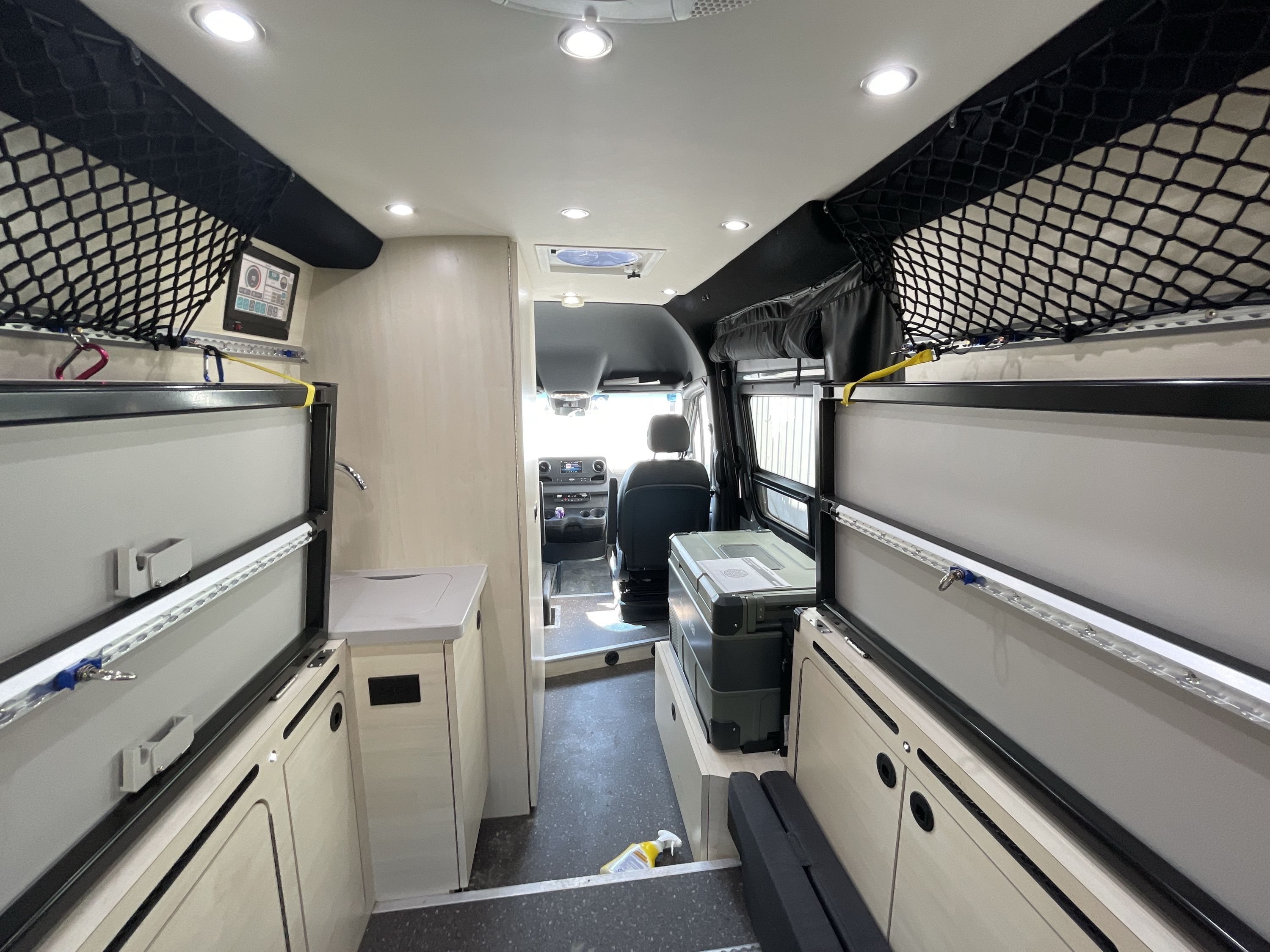 2022 Pleasure-Way RECON 2500 2500-4X4 in fairmont WV