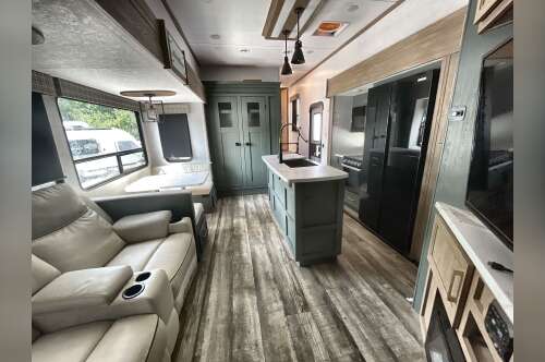 2024 Dutchmen EDDIE BAUER 360LF in hendersonville NC