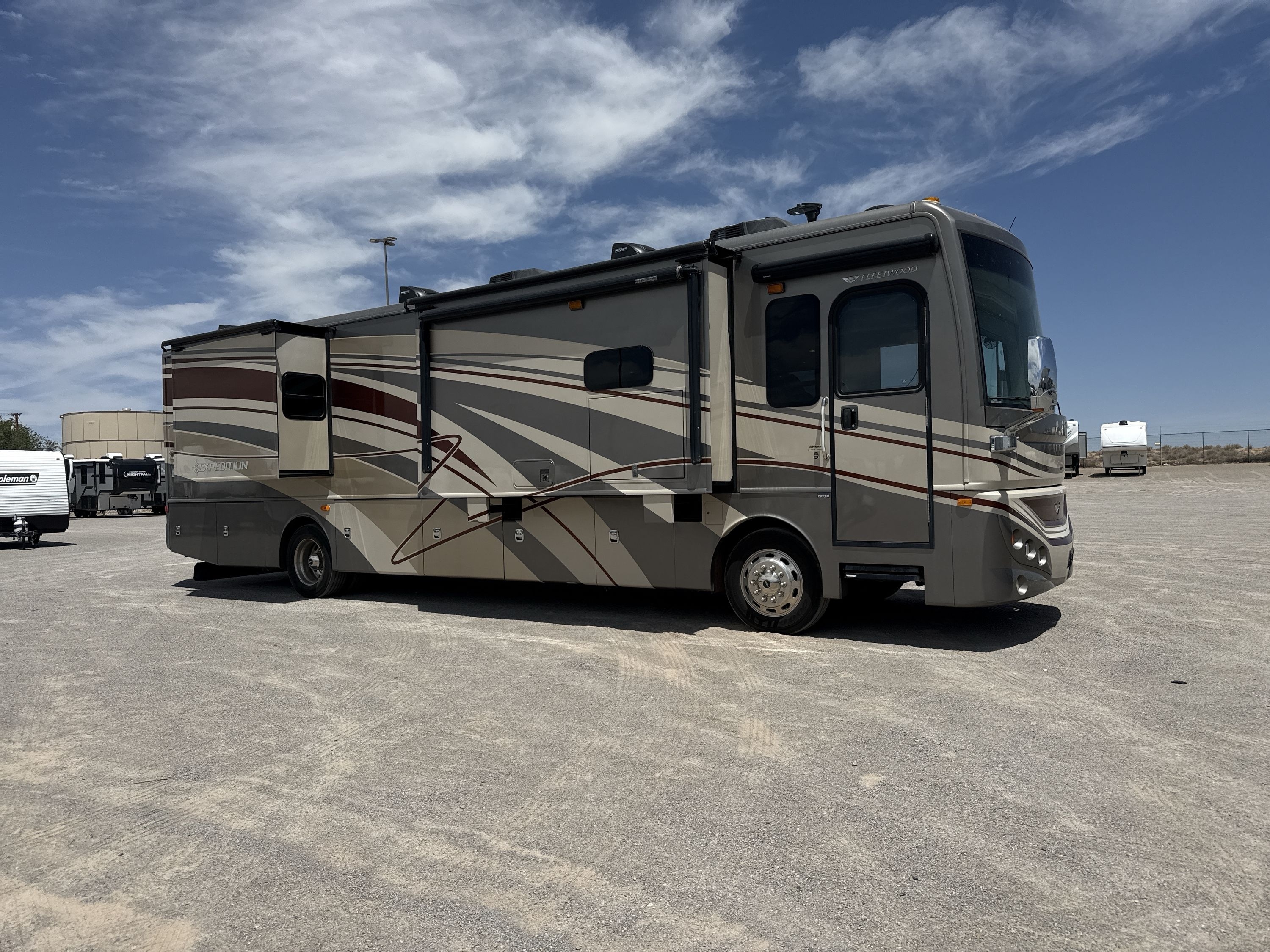 2015 Fleetwood EXPEDITION 38K RV