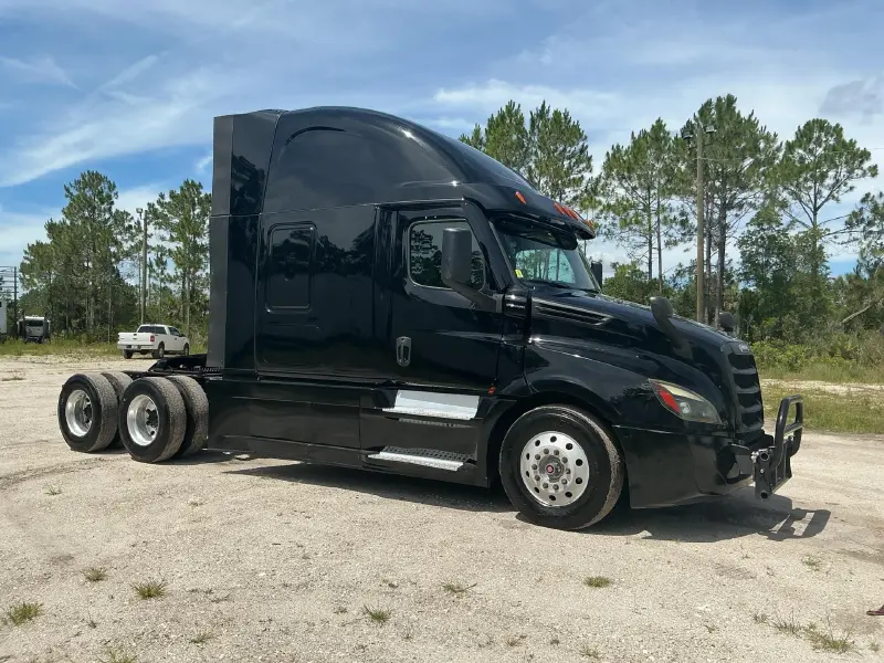 2024 FREIGHTLINER CASCADIA 126