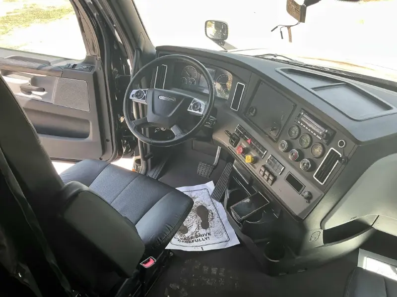 2024 FREIGHTLINER CASCADIA 126