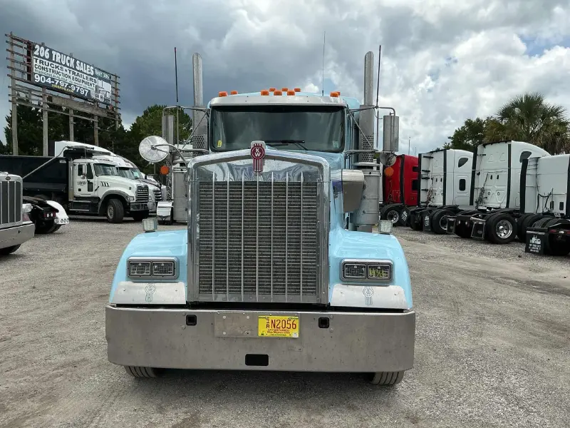 2021 KENWORTH W900