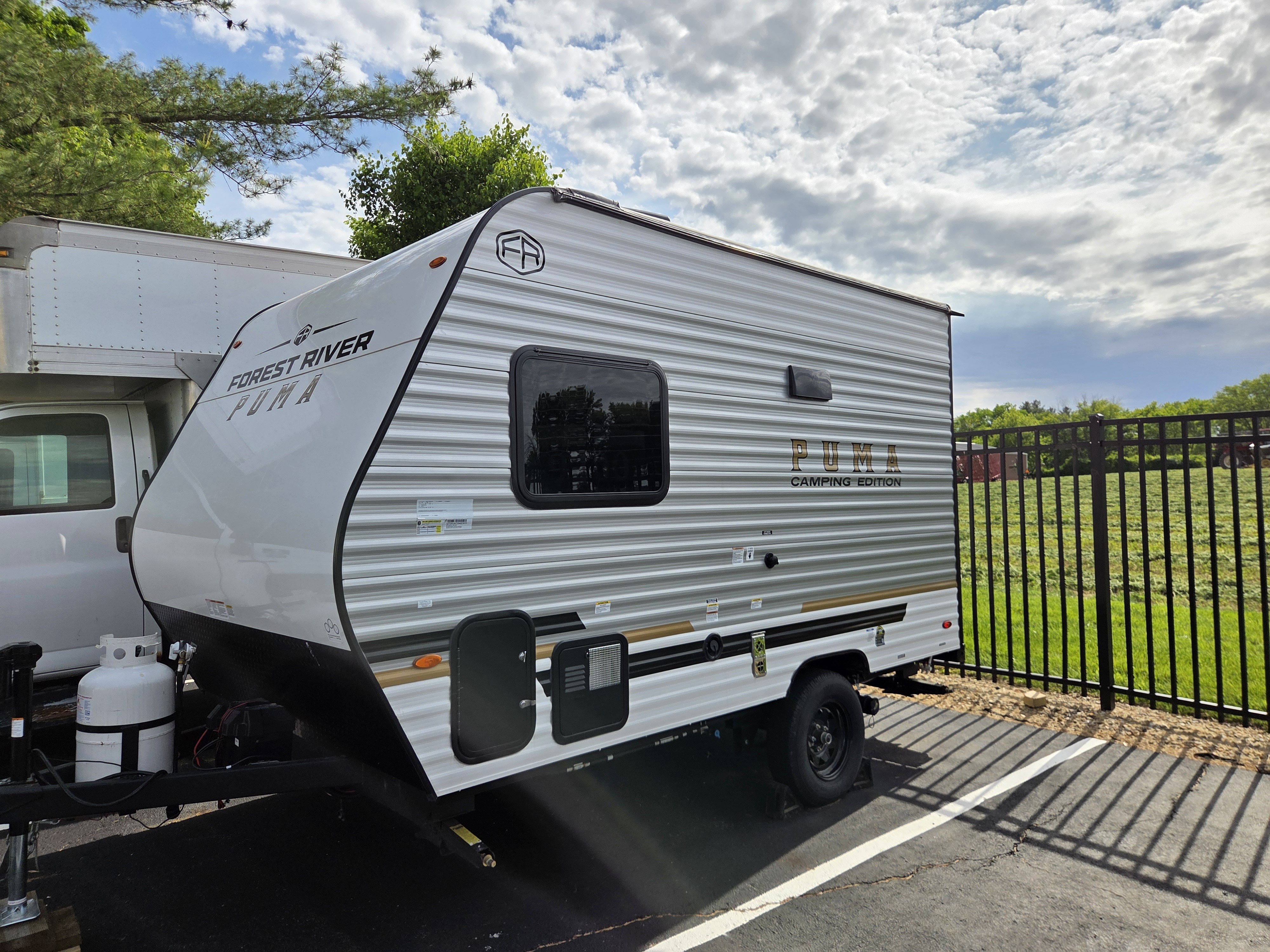 2025 Palomino PUMA M-123RDCE RV